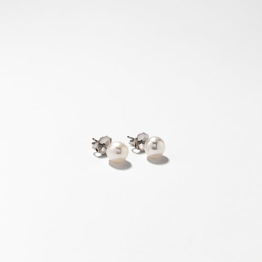 Pearl Stud Earrings in 14K White Gold