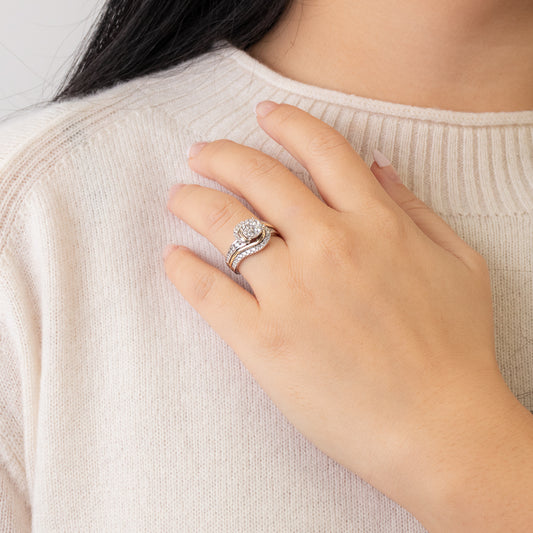 One Carat Diamond Cluster Ring in 10K White and Yellow Gold (1.00ct tw)