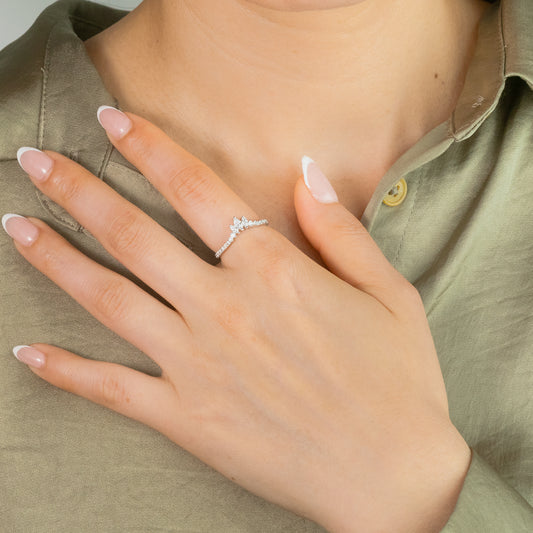 Lab Grown Diamond V Shape Band 14K White Gold (0.33 ct tw)