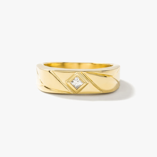 Men's Princess Cut Diamond Ring in 10K Yellow Gold (0.10 ct tw)