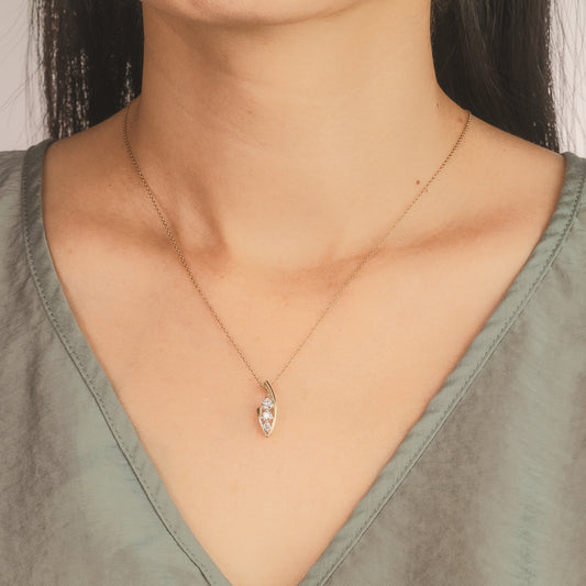 Lab Grown Diamond Necklace in 10K Yellow and White Gold (0.25 ct tw)