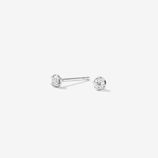 Diamond Stud in 10K White Gold (0.10 ct tw)