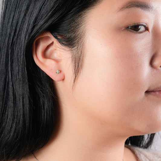 Tension Set Solitaire Canadian Diamond Stud Earrings in 14K Yellow Gold (0.15ct tw)