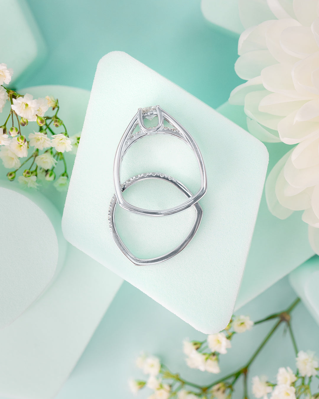 - Catherine - 14K White Gold Diamond Engagement Ring (0.80 ct tw)