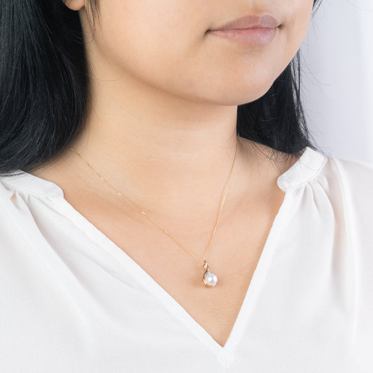 Pearl and Diamond Drop Necklace in 10K Yellow Gold