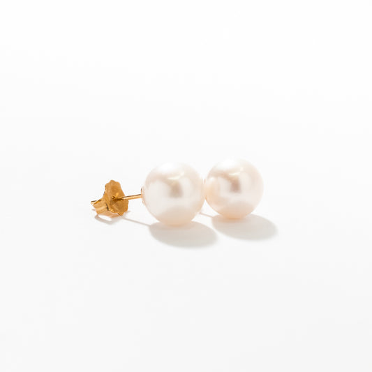 Pearl Stud Earrings in 14K Yellow Gold