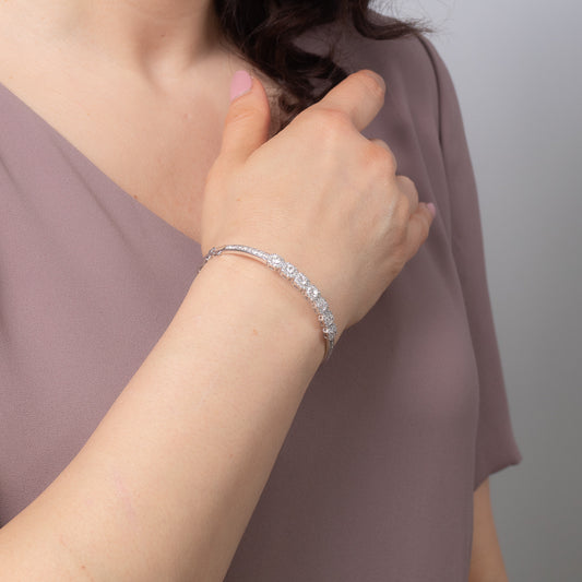 Diamond Bangle Bracelet in 10K White Gold (2.56ct tw)