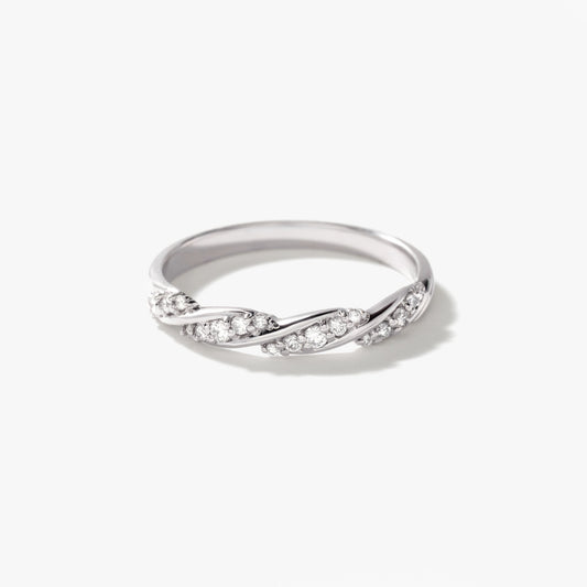 Diamond Twist Ring in 14K White Gold (0.15ct tw)