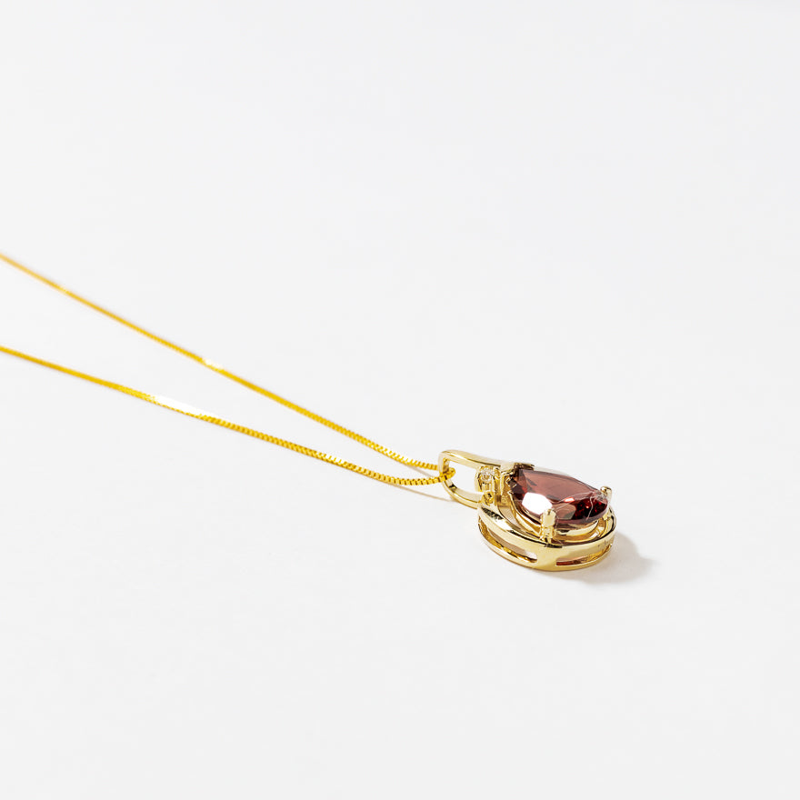 Garnet Necklace in 10K Yellow Gold