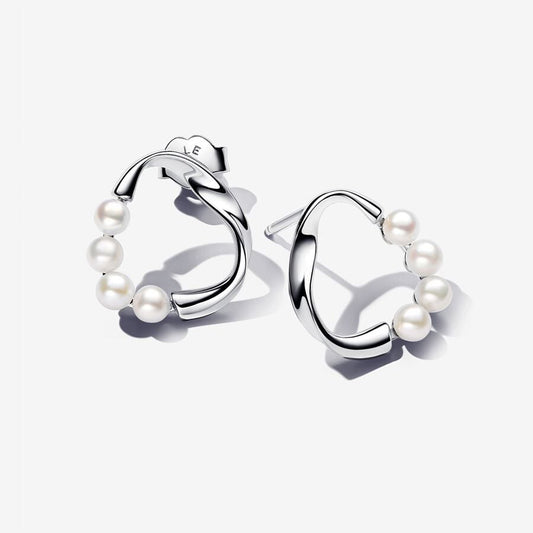 Pandora Organically Shaped Circle & Treated Freshwater Cultured Pearls Stud Earrings | 293276C01