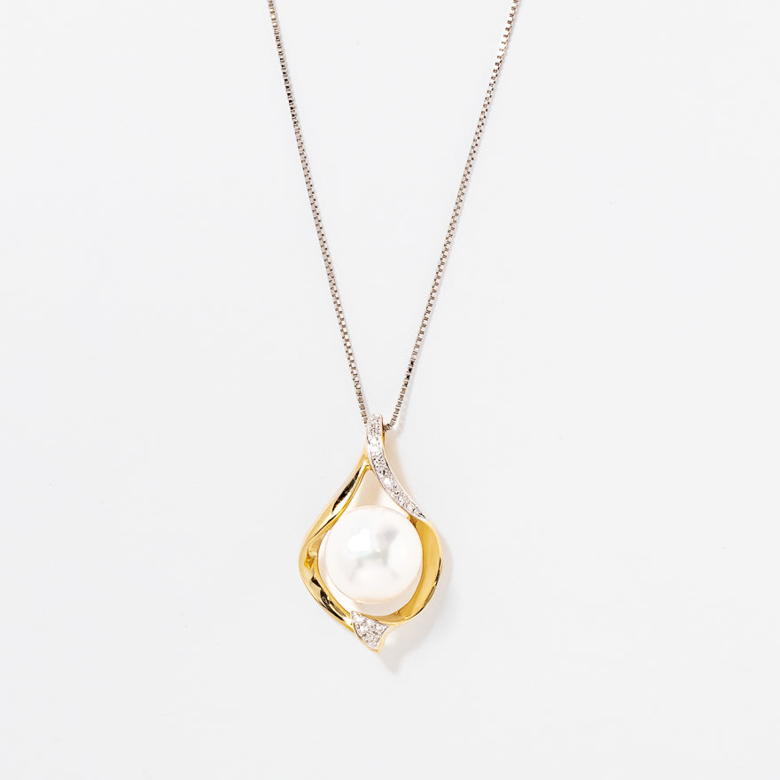 Cultured Pearl Diamond Pendant Necklace in 10K Yellow Gold