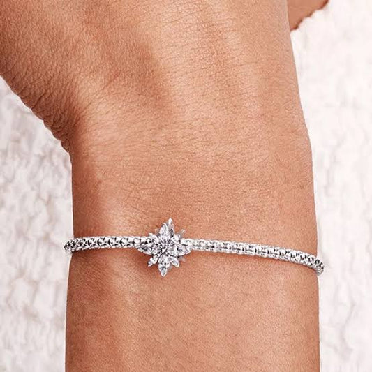 Pandora Sparkling North Star Charm | 793591C01