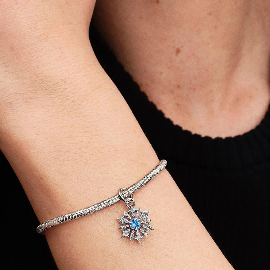 Pandora Disney Frozen Queen Elsa Snowflake Dangle Charm | 794209C01