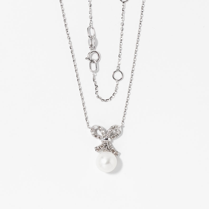 Pearl Necklace in 10K White Gold