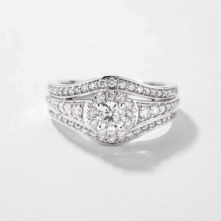 Diamond Cluster Ring 10K White Gold (0.90 ct tw)