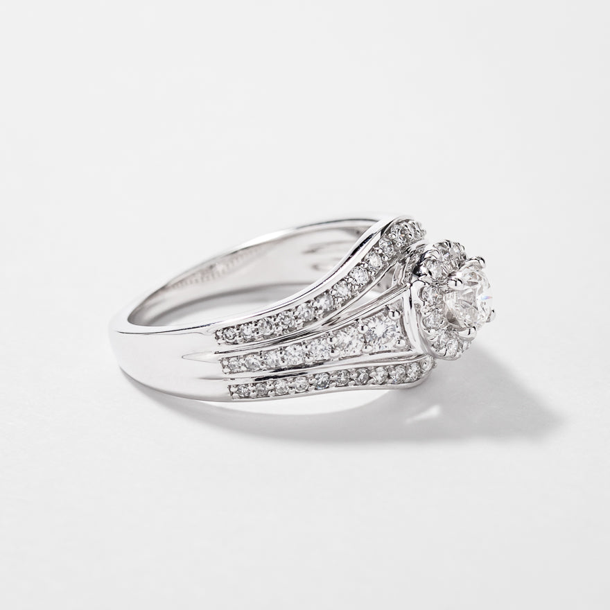 Diamond Cluster Ring 10K White Gold (0.90 ct tw)