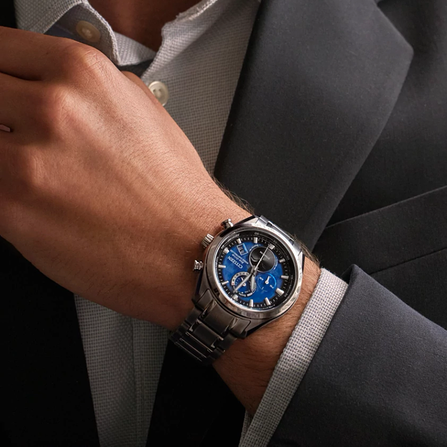Citizen Eco-Drive Tsuki-yomi A-T Blue Dial Super Titanium Bracelet Citizen Eco-Drive Tsuki-yomi A-T Blue Dial Super Titanium Bracelet