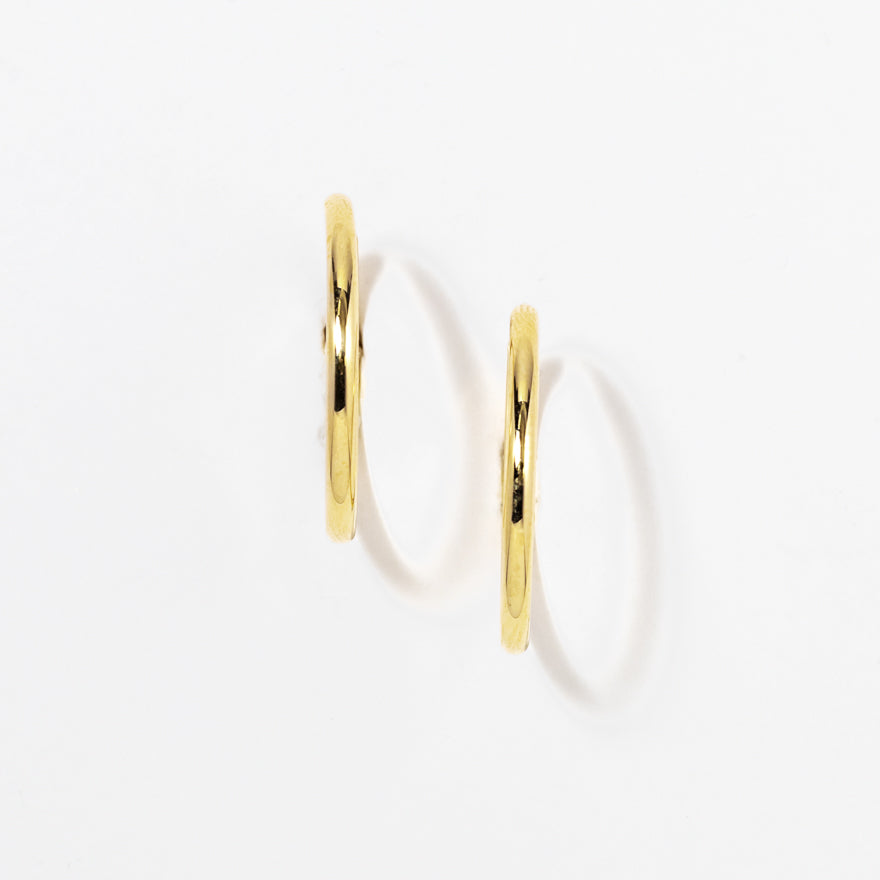 2x20mm Sleeper Earrings in 10K Yellow Gold