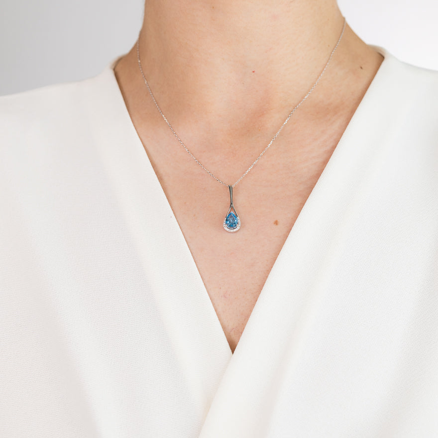 Blue Topaz Pendant Necklace in 10K White Gold