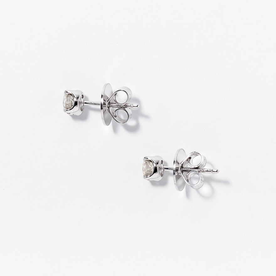 Diamond Stud Earrings in 14K White Gold (0.70 ct tw)