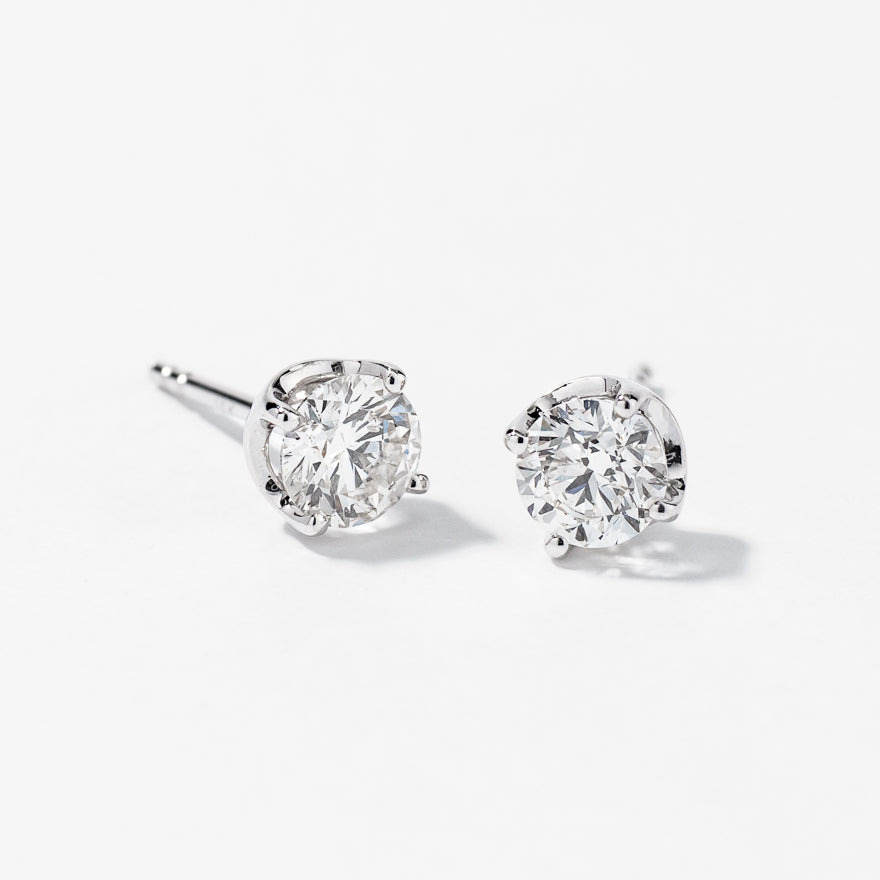 Diamond Stud Earrings in 14K White Gold (0.90 ct tw)