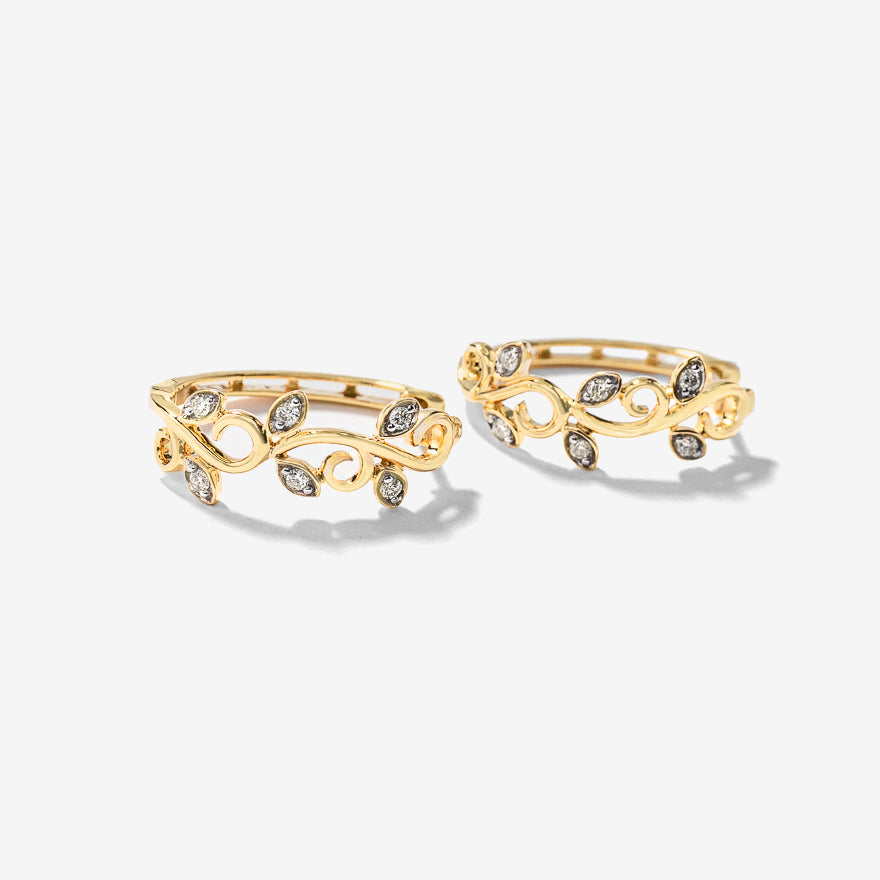 Diamond Cluster Hoop Earrings in 10K Yellow Gold (0.16 ct tw)