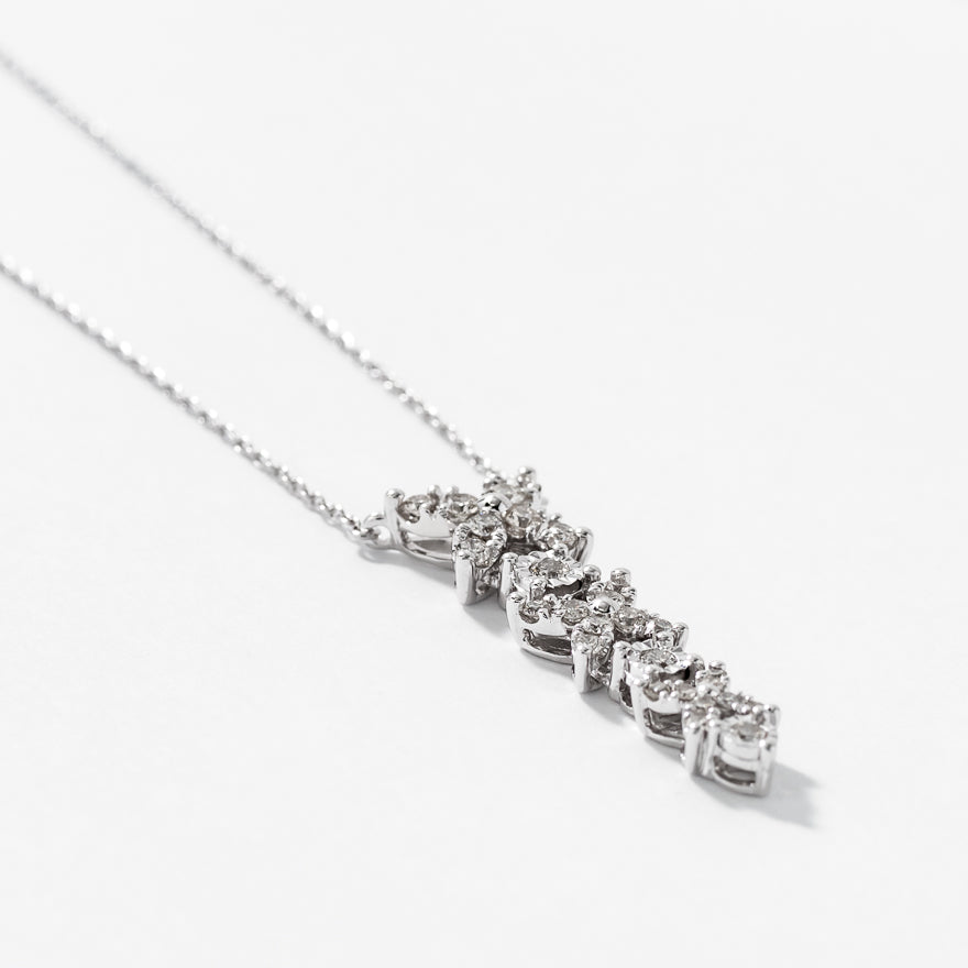 Diamond Cluster Necklace with Petal Motif in 10K White Gold (0.38 ct t