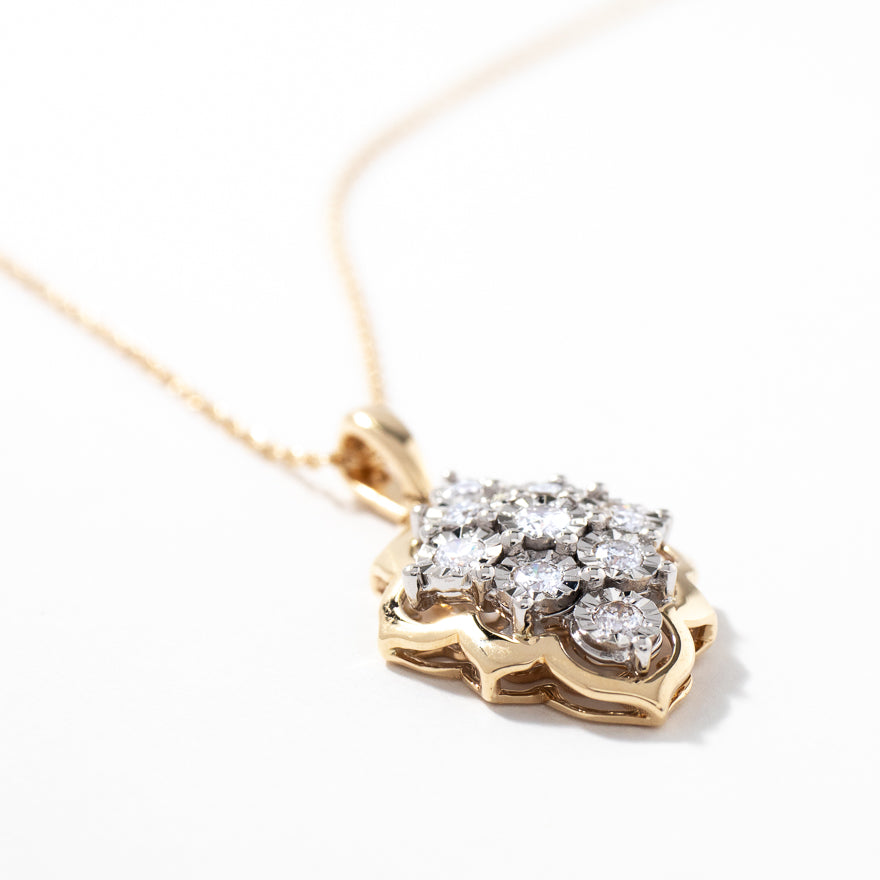 Diamond Cluster Necklace in 10K White and Yellow Gold (0.25 ct tw)