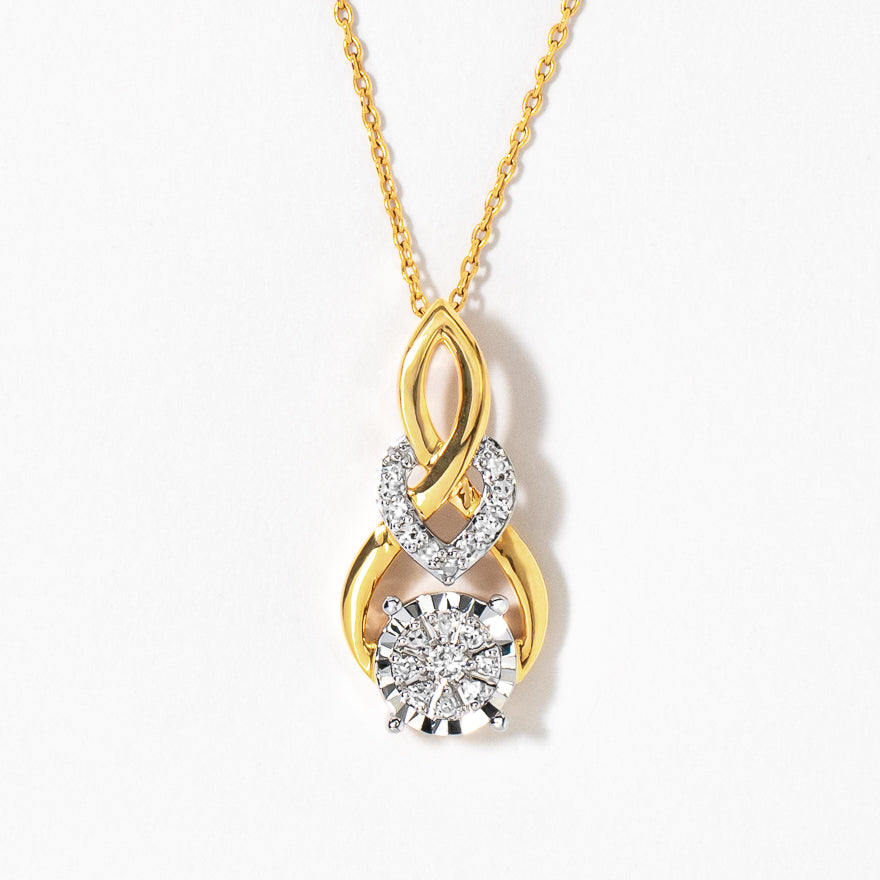 Diamond Heart “Mom” Pendant Necklace in 10K Yellow Gold (0.08 ct