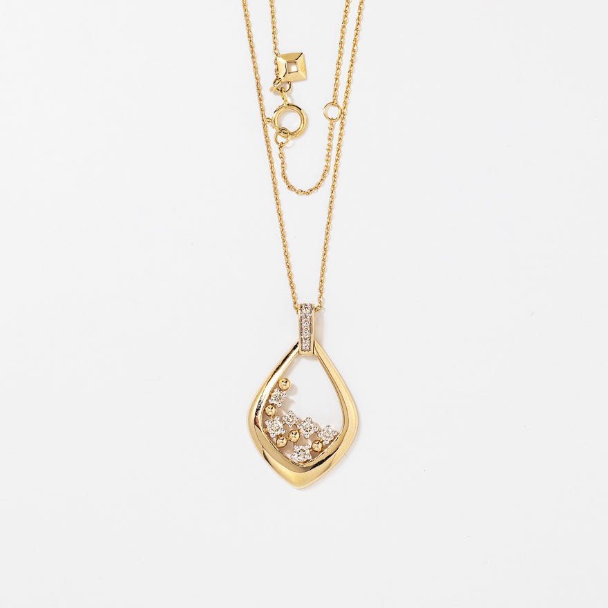 Diamond Cluster Pendant in 10K Yellow Gold (0.29 ct tw)