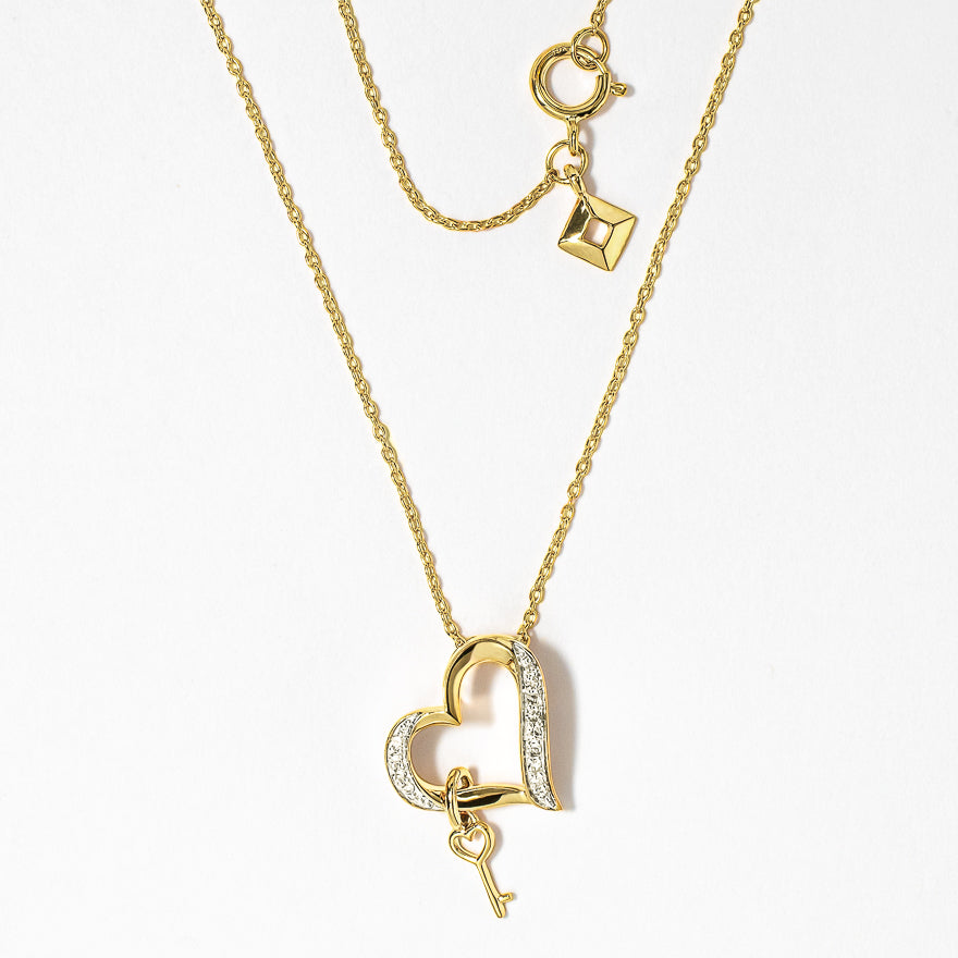 Heart and Key Diamond Pendant in 10K Yellow Gold (0.05 ct tw)