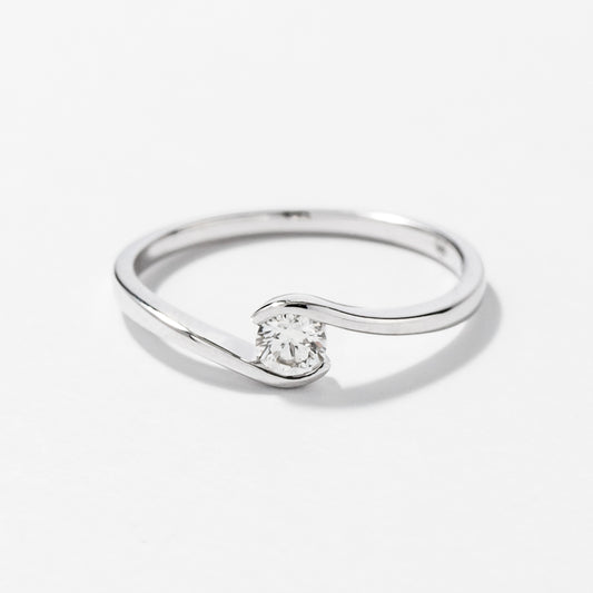 Solitaire Diamond Ring in 10K White Gold (0.15ct tw)
