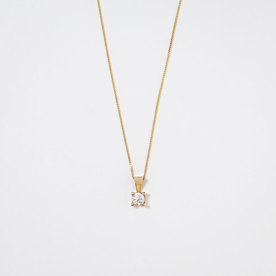 14K Yellow Gold Canadian Diamond Pendant Necklace in a Four Claw Setting (0.20 ct tw)