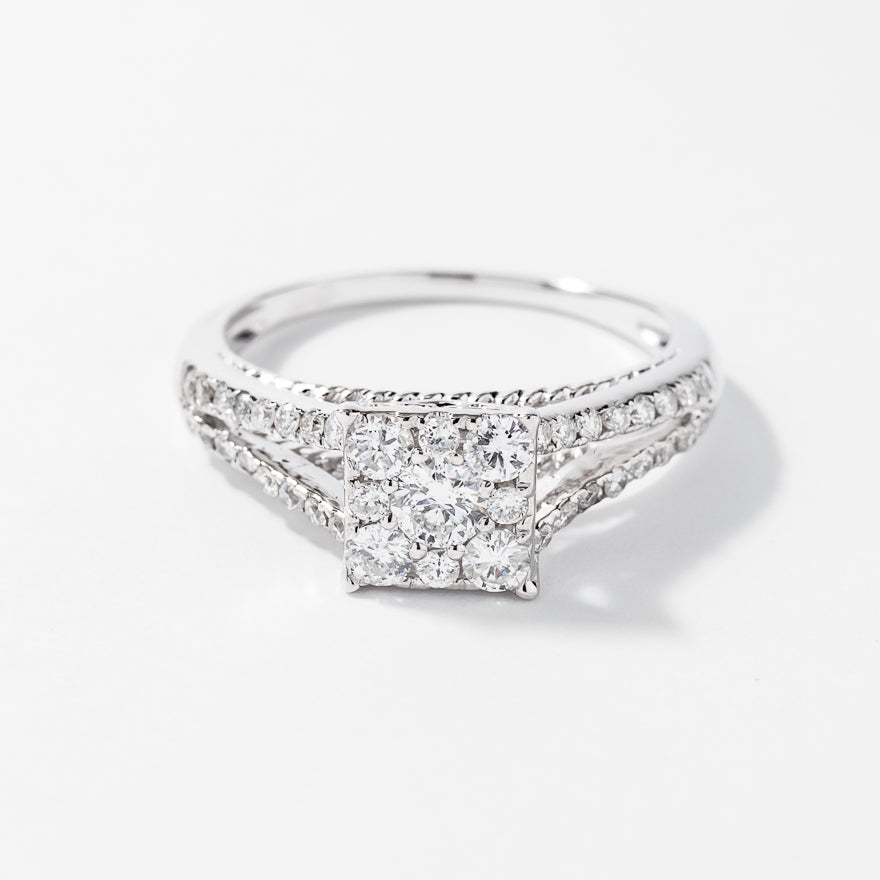 Diamond Cluster Ring 10K White Gold (0.90 ct tw)