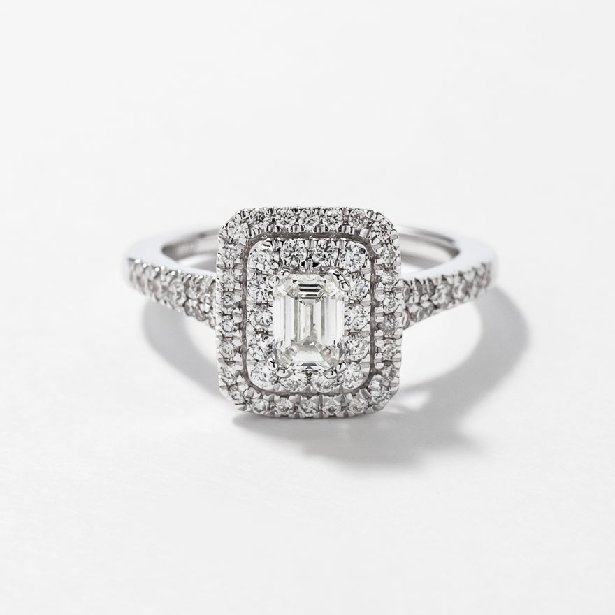Emerald Cut Diamond Engagement Ring in 18K White Gold (1.03 ct tw)