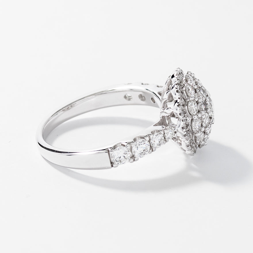 Diamond Cluster Ring in 18K White Gold (1.52 ct tw)