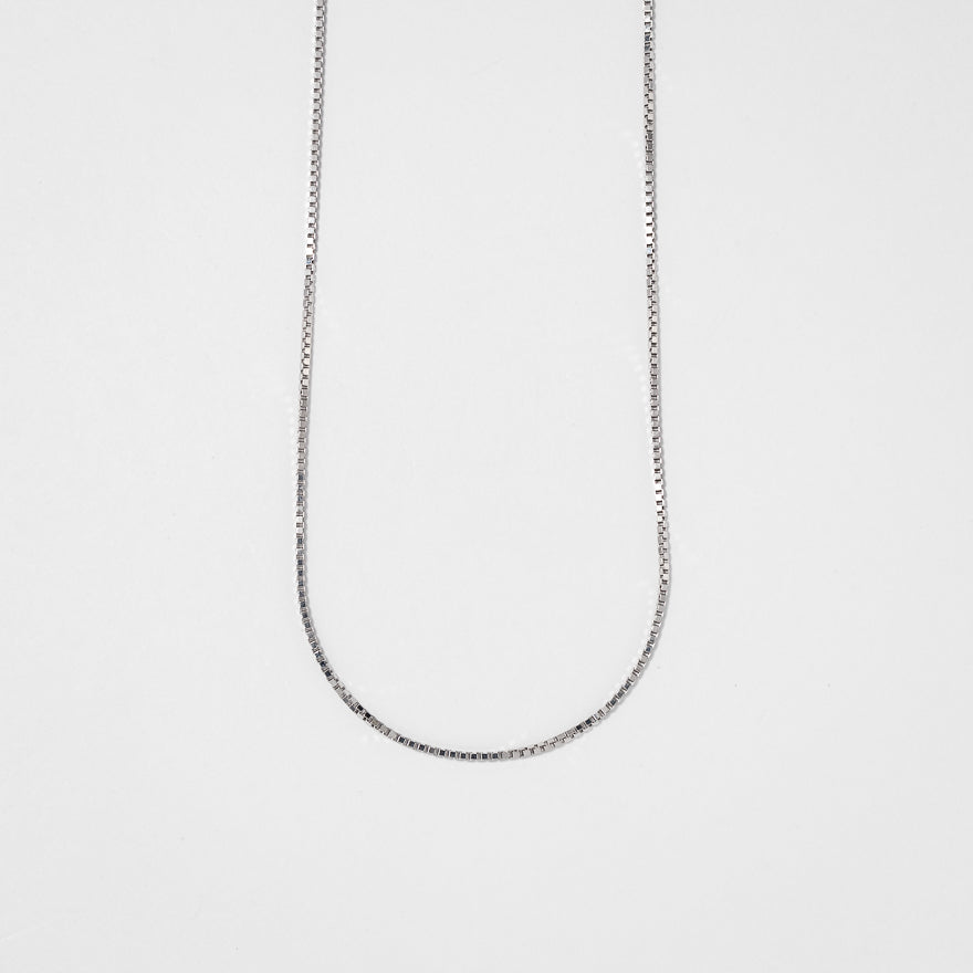 0.70mm Box Chain in 14K White Gold (16")