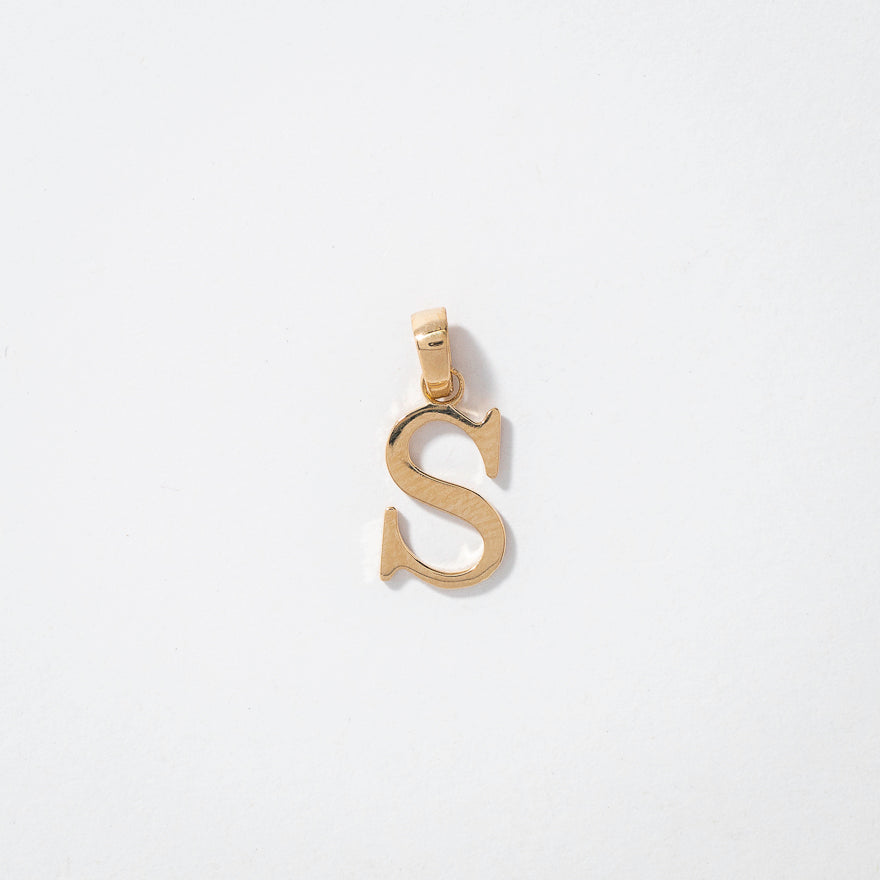 "S" Initial Pendant in 10K Yellow Gold