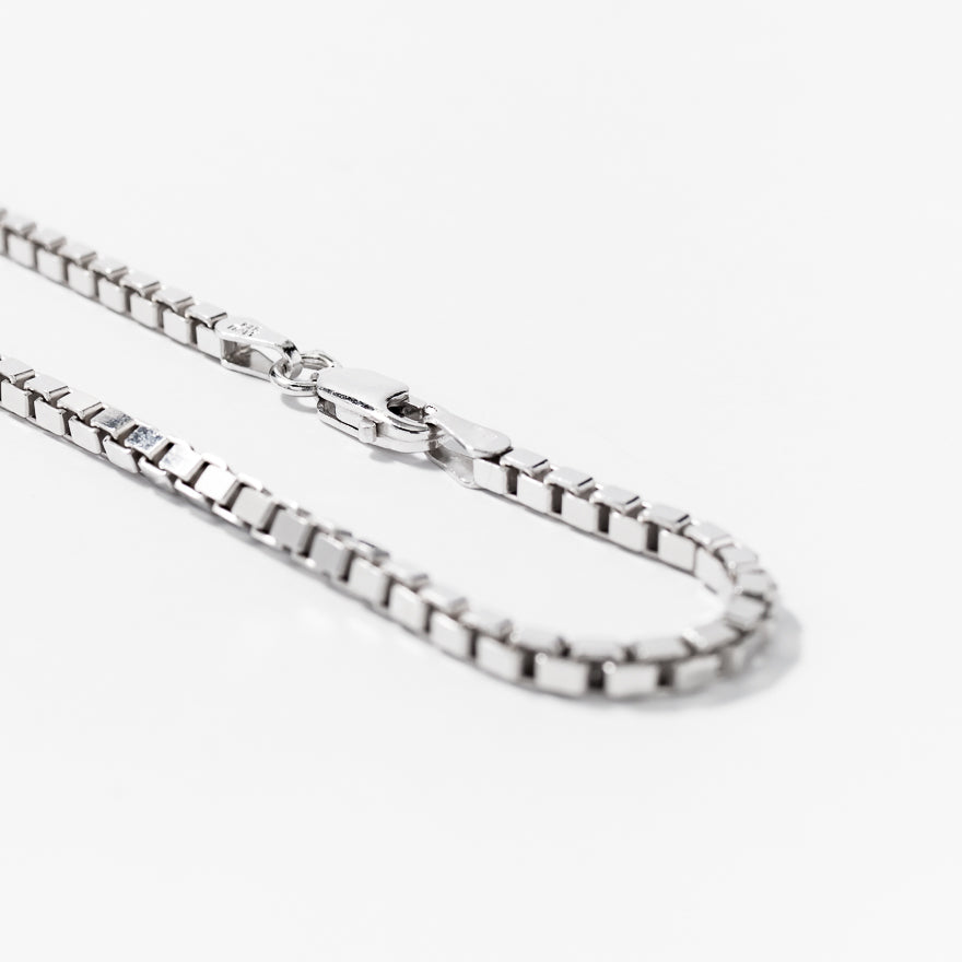 2.3mm Silver Box Chain (22")