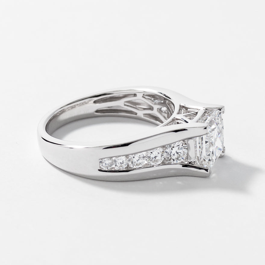 Lab Grown Princess Cut Diamond Engagement Ring (2.60 ct tw)