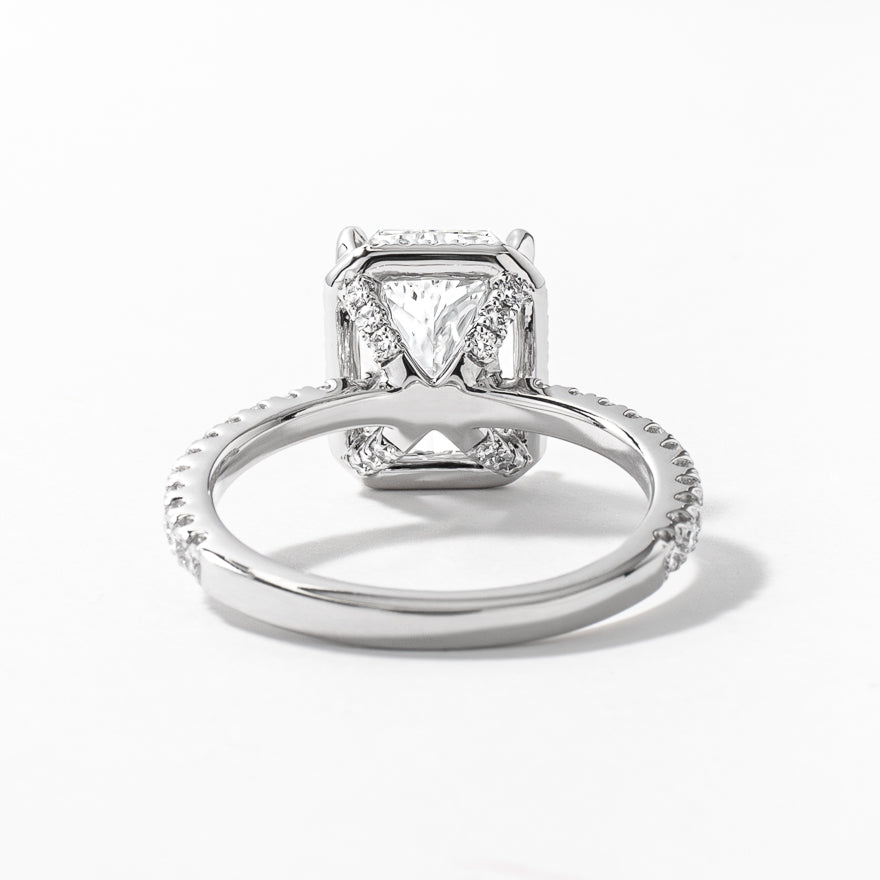 Radiant Cut Lab Grown Diamond Engagement Ring in 18K White Gold (3.55 –  Ann-Louise Jewellers