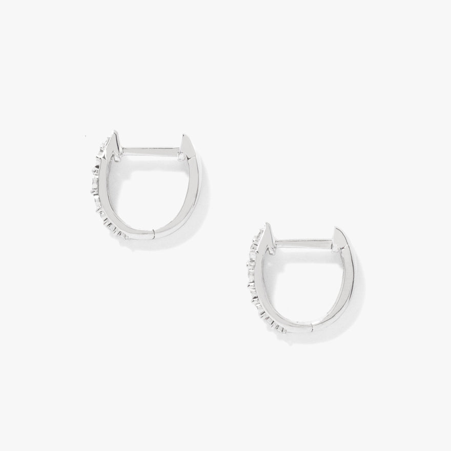 Diamond Hoop Earrings in 10K White Gold (0.20 ct tw)