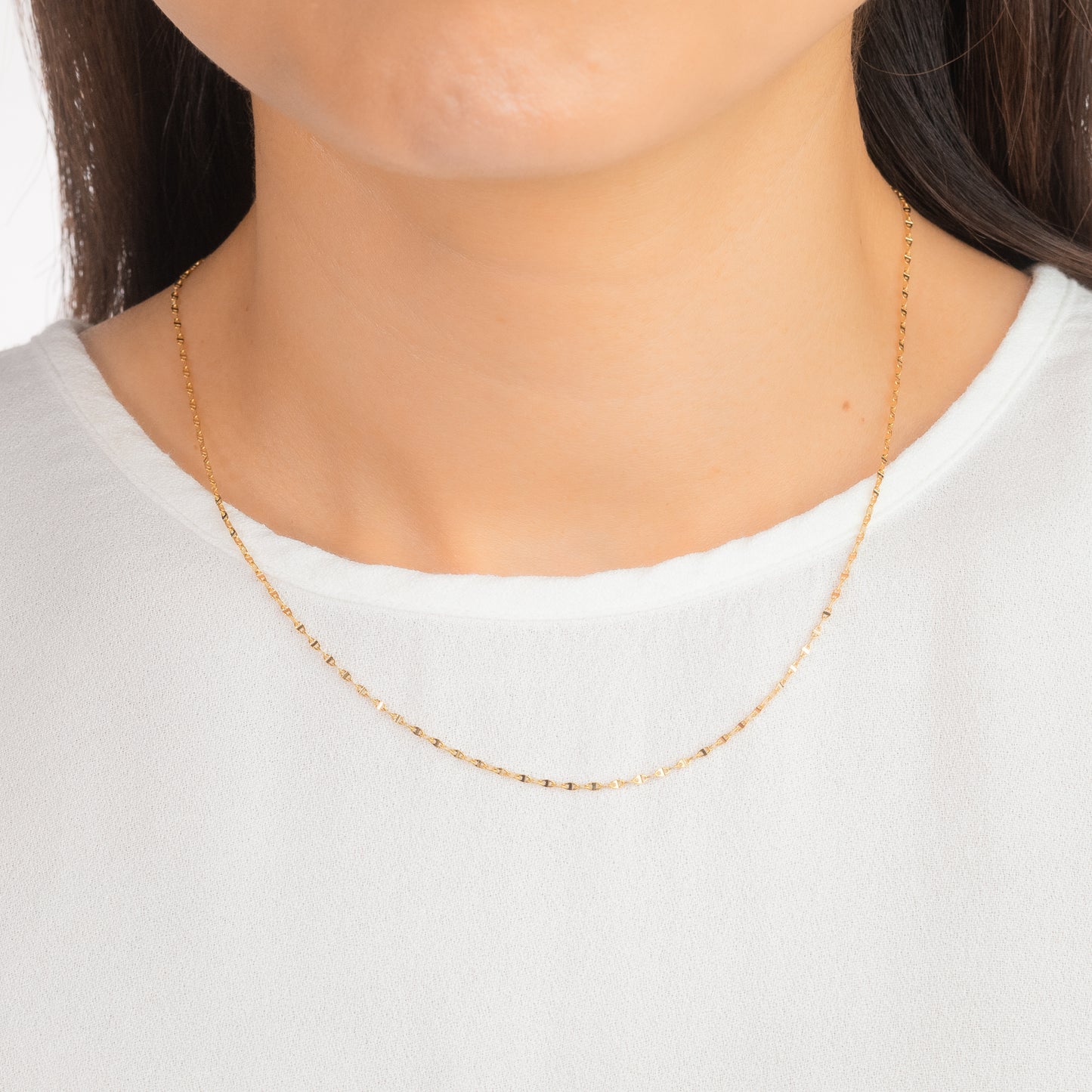 1.3mm Fancy Plate Chain in 10K Yellow Gold (16")