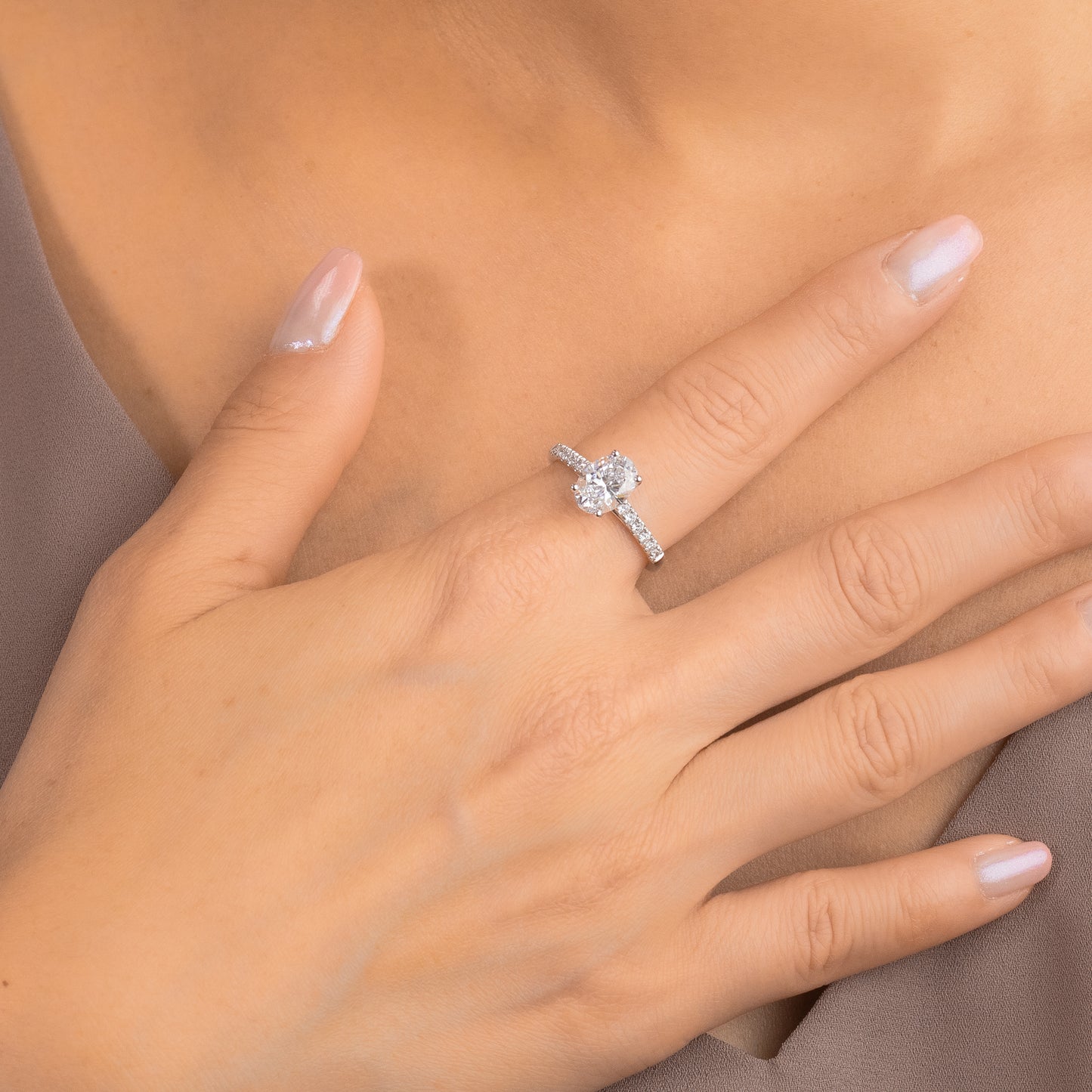 Lab Grown Oval Cut Diamond Engagement Ring in 14K White Gold (1.75 ct tw)