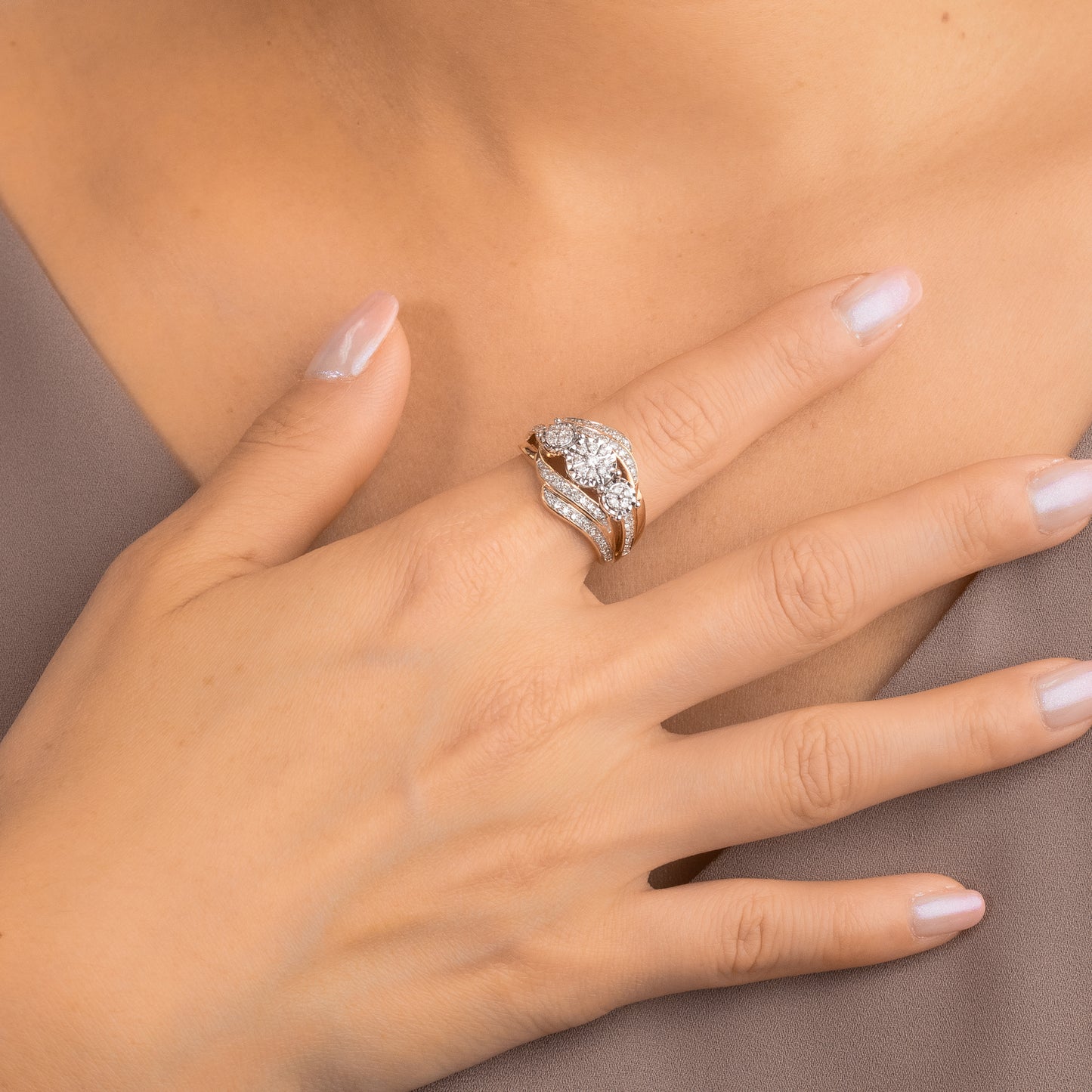 Diamond Dinner Ring in 10K Yellow and White Gold (0.62 ct tw)