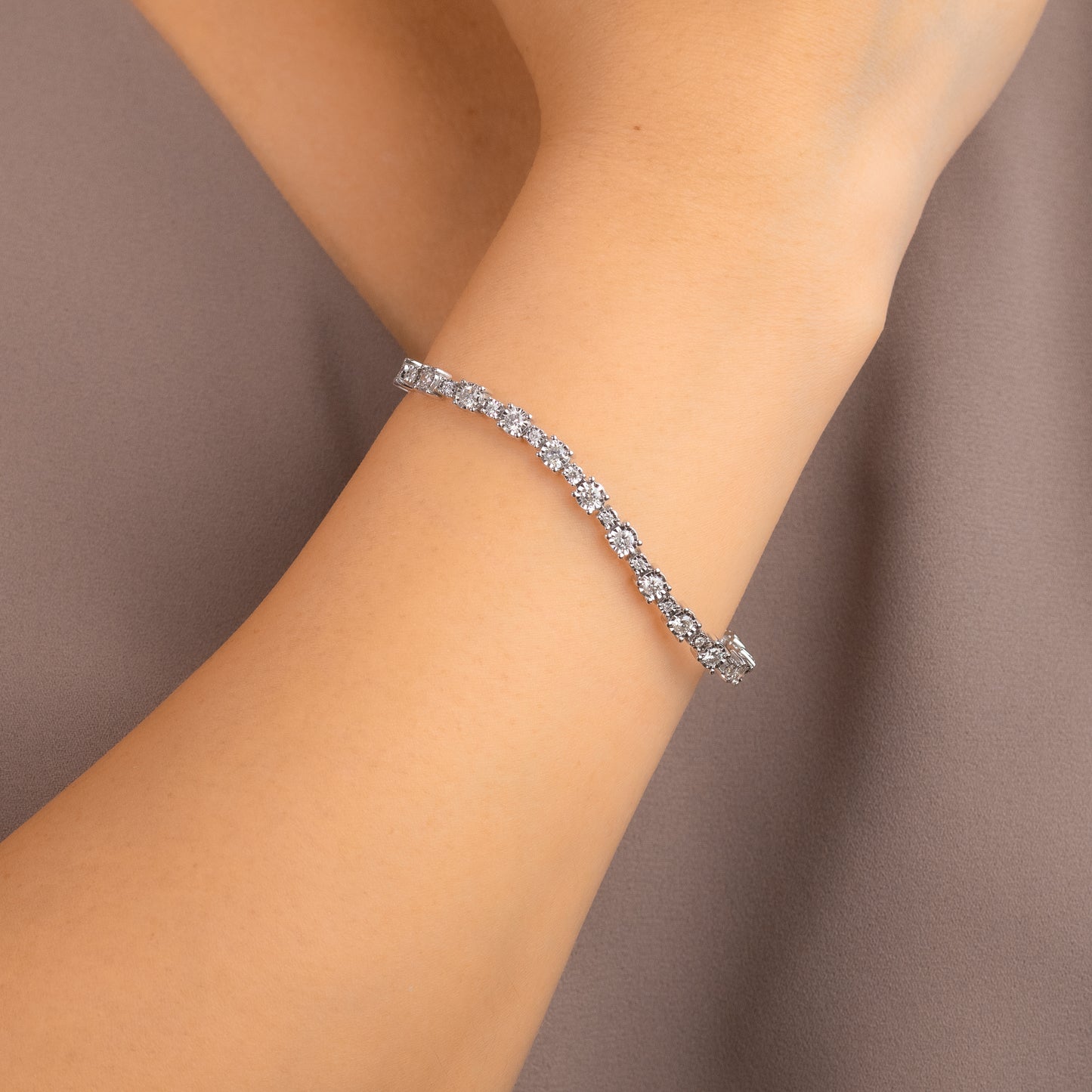 Diamond Bracelet in 10K White Gold (2.00 ct tw)