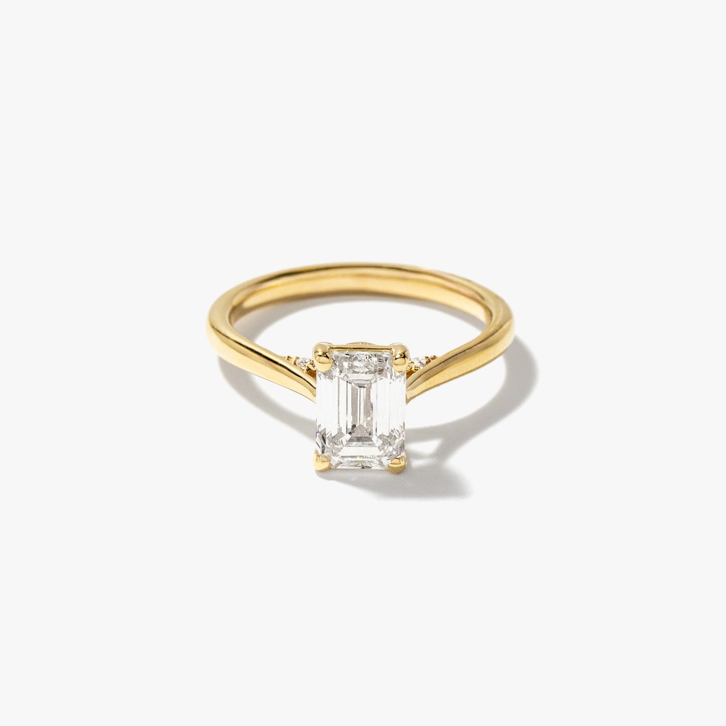 Lab Grown Emerald Cut Diamond Engagement Ring in 14K Yellow Gold (1.57 ct tw)