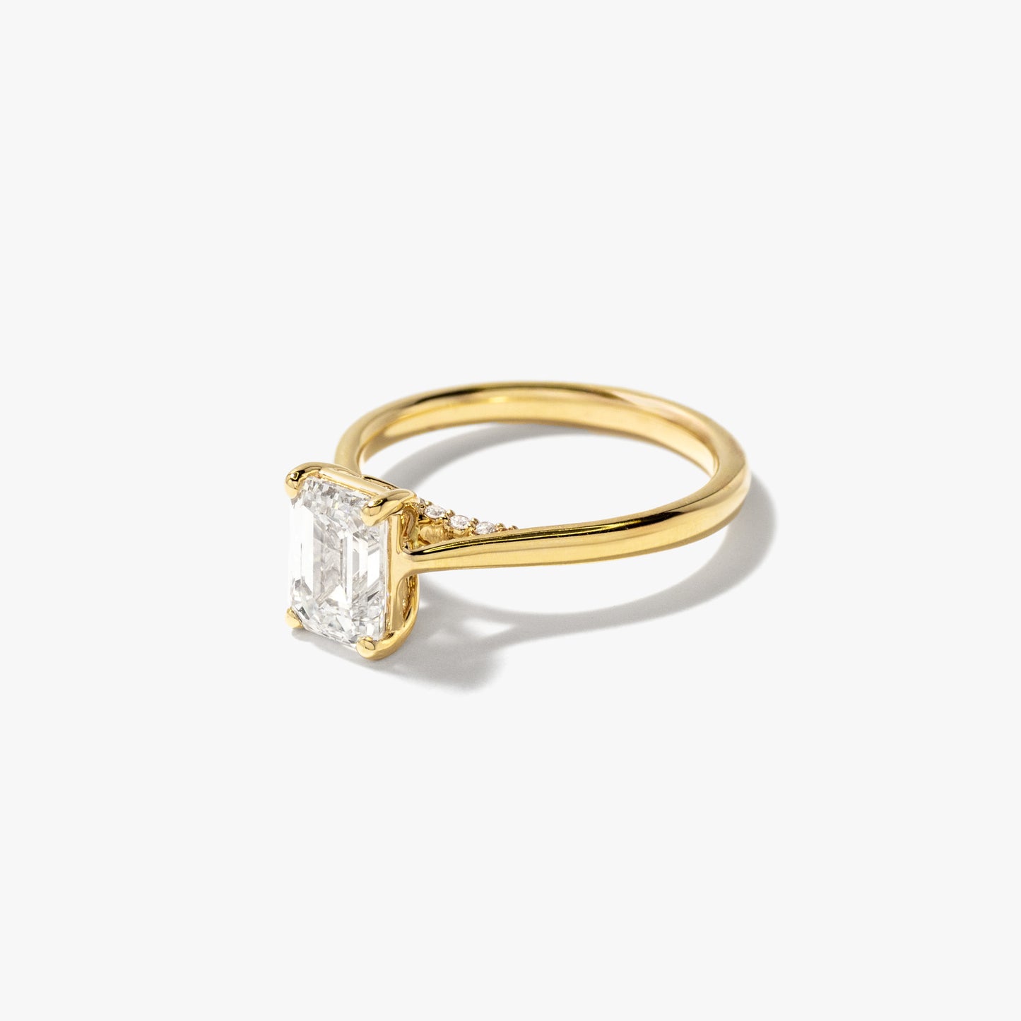 Lab Grown Emerald Cut Diamond Engagement Ring in 14K Yellow Gold (1.57 ct tw)