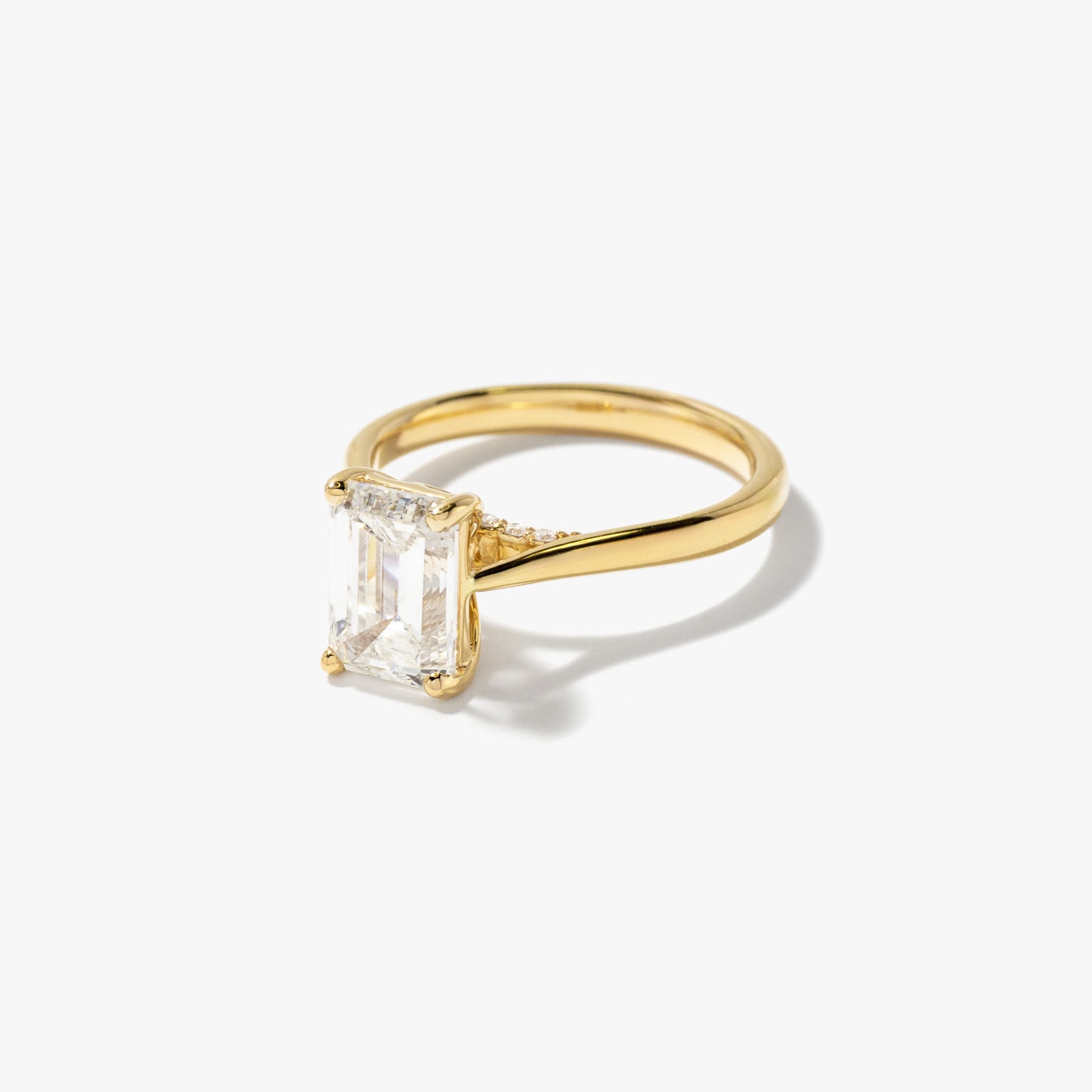 Lab Grown Emerald Cut Diamond Engagement Ring in 14K Yellow Gold (2.07 ct tw)