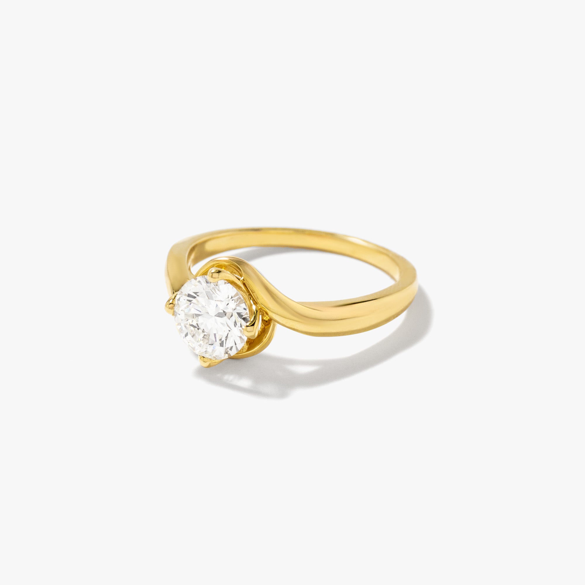 Lab Grown Round Cut Diamond Engagement Ring 14K Yellow Gold (1.00 c